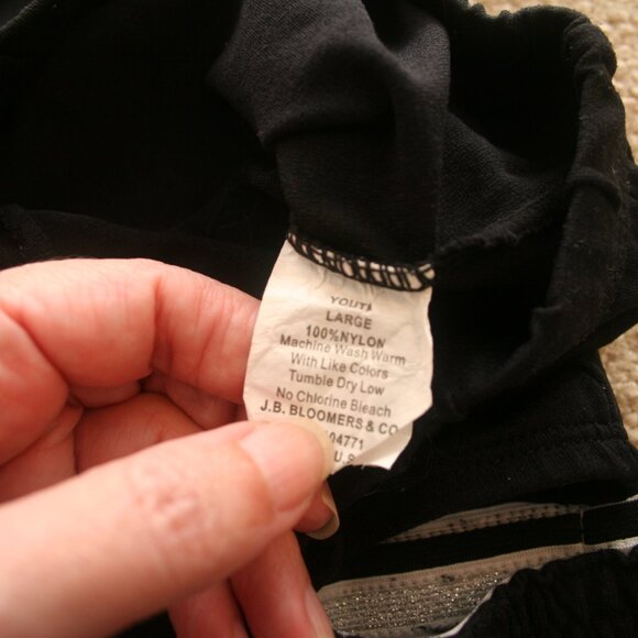 🎀 3 Pairs Girls Cheer / Athletic Shorts – Size L & XL 🎀 - Picture 5 of 7